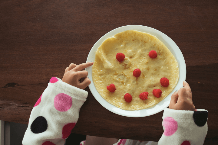 Vicki Hull crepe raspberries