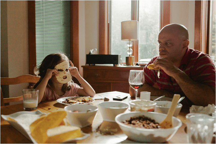 Elisa Elliot family breakfast