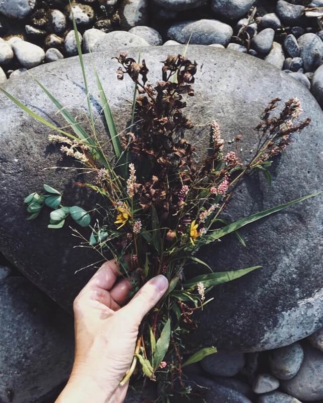 riverside bouquet