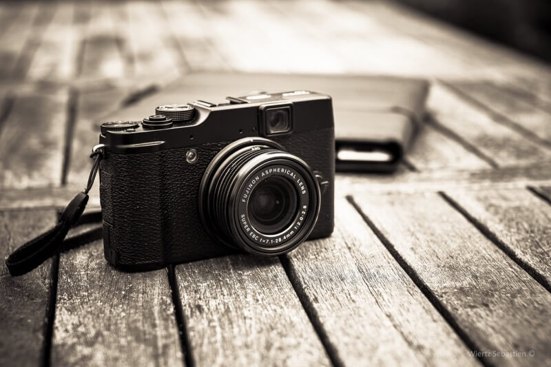 Sebastien Wiertz - My new gear for Street Photography (Fuji X10)