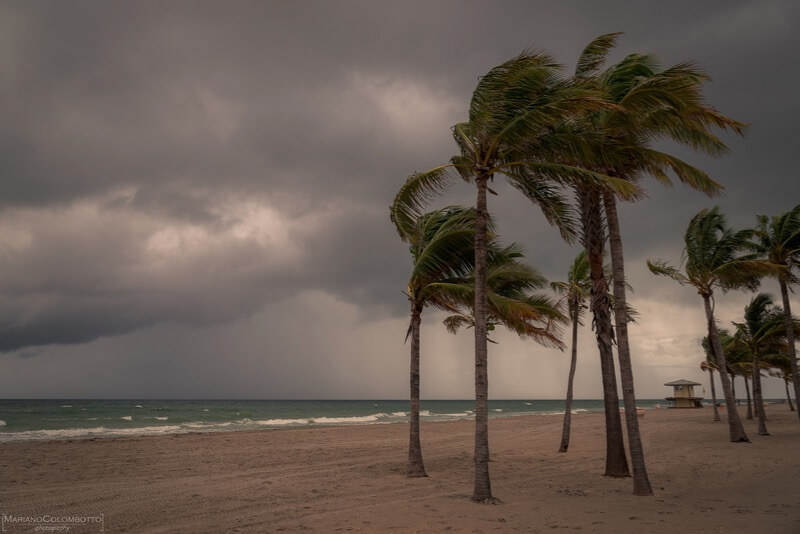 Mariano Colombotto - Empty beach