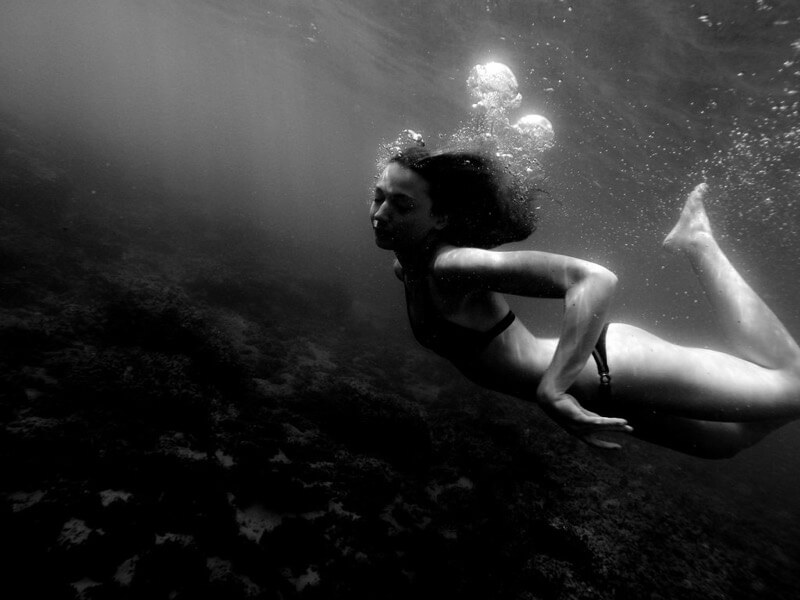Martin Cox - Chica submarina