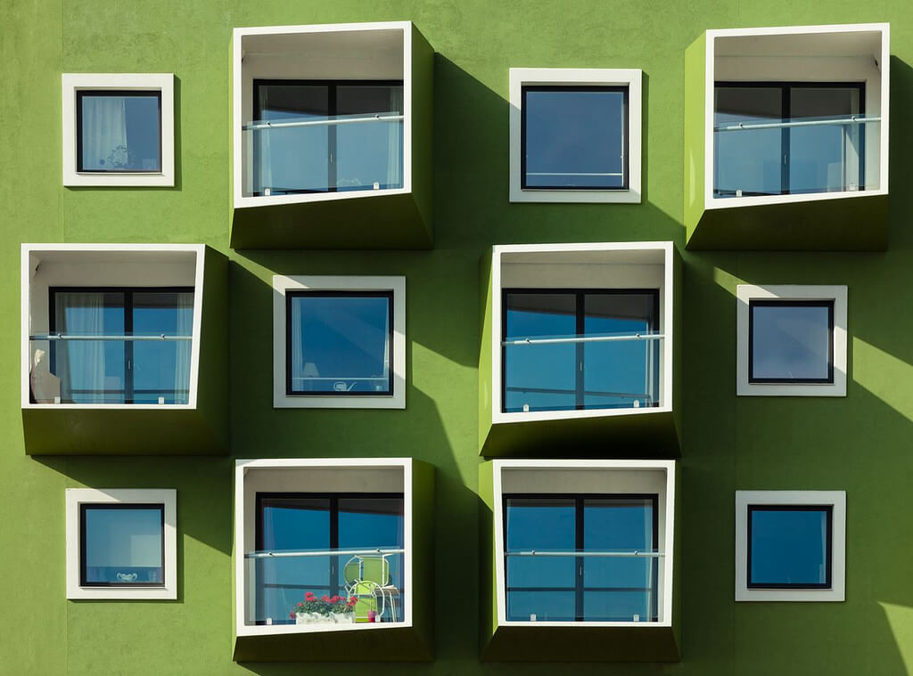 Ximo Michavila - symmetry windows