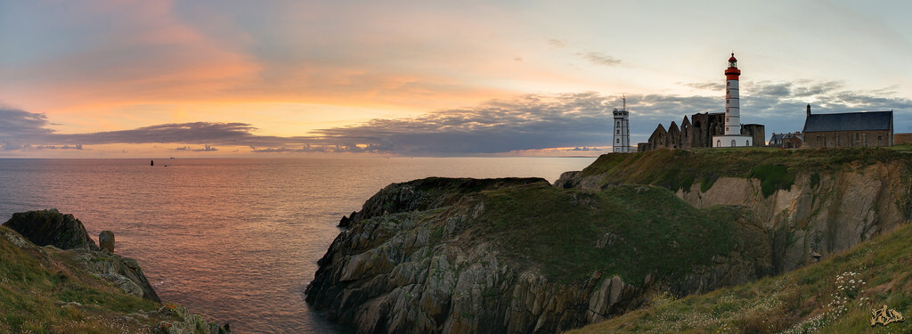 Zed The Dragon - Panorama de La Pointe St Mathieu, Finistére France