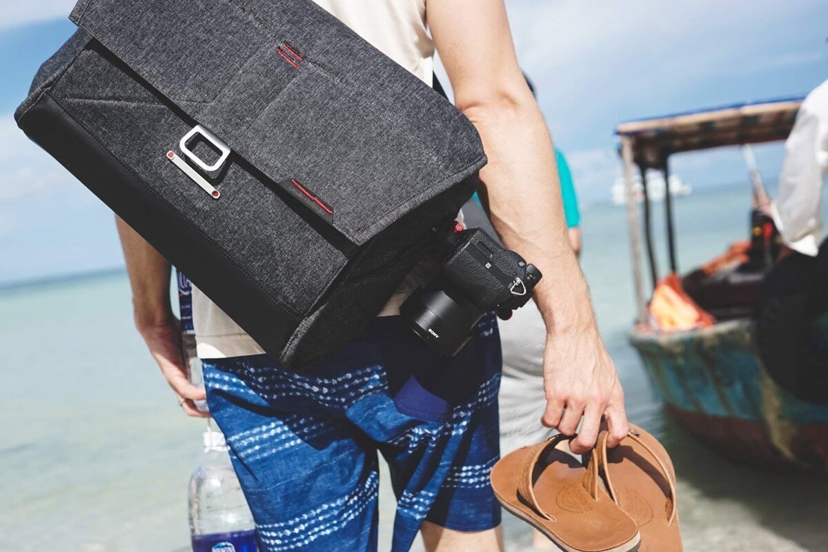 Peak Design 15“ Everyday Messenger Bag