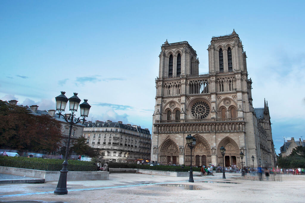 Kosala Bandara - Afternoon at Notre-Dame