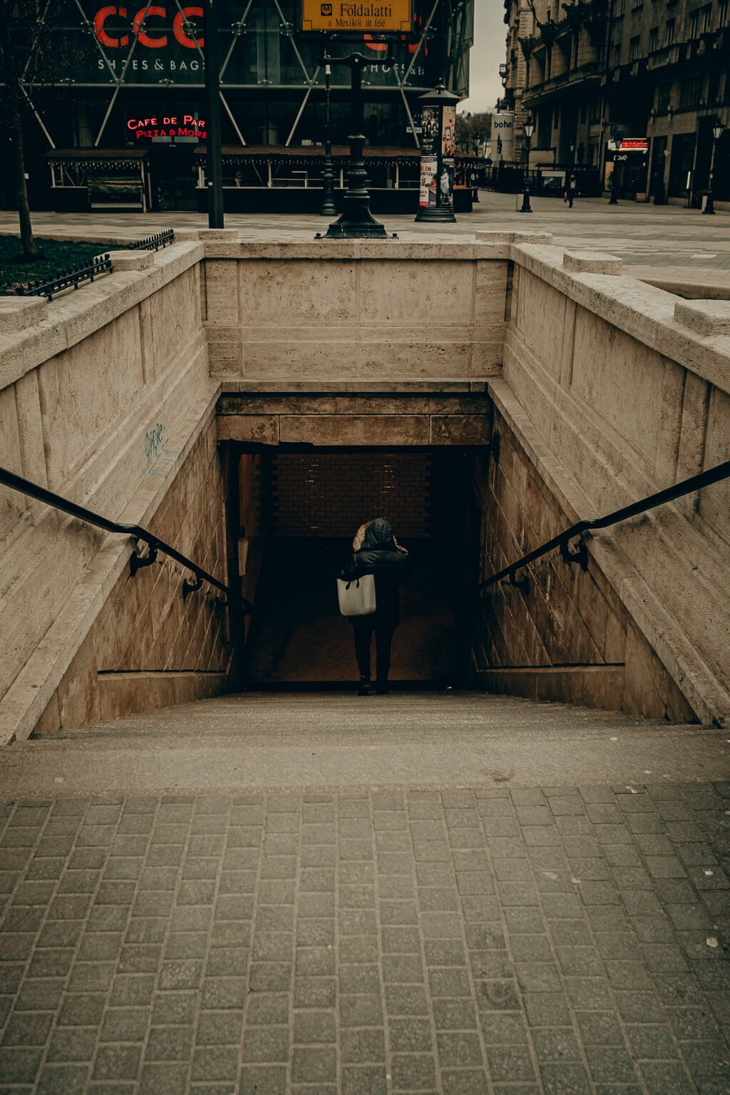Horváth Dániel - Empty Budapest