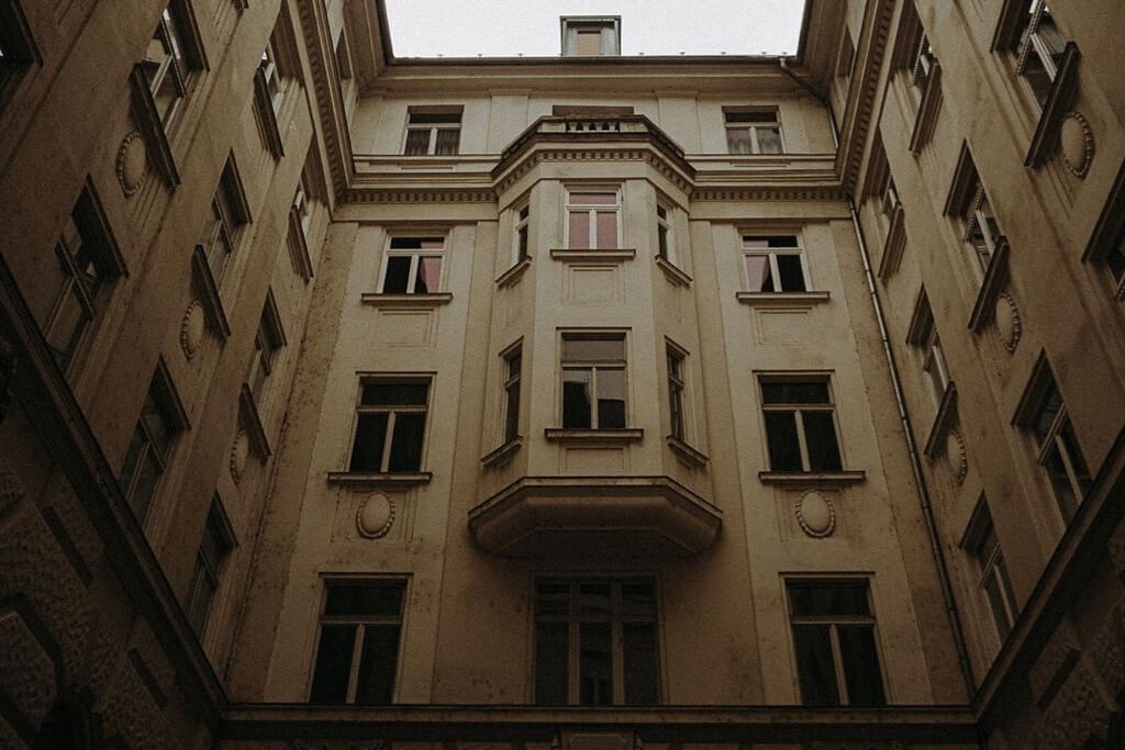 Horváth Dániel - Empty Budapest