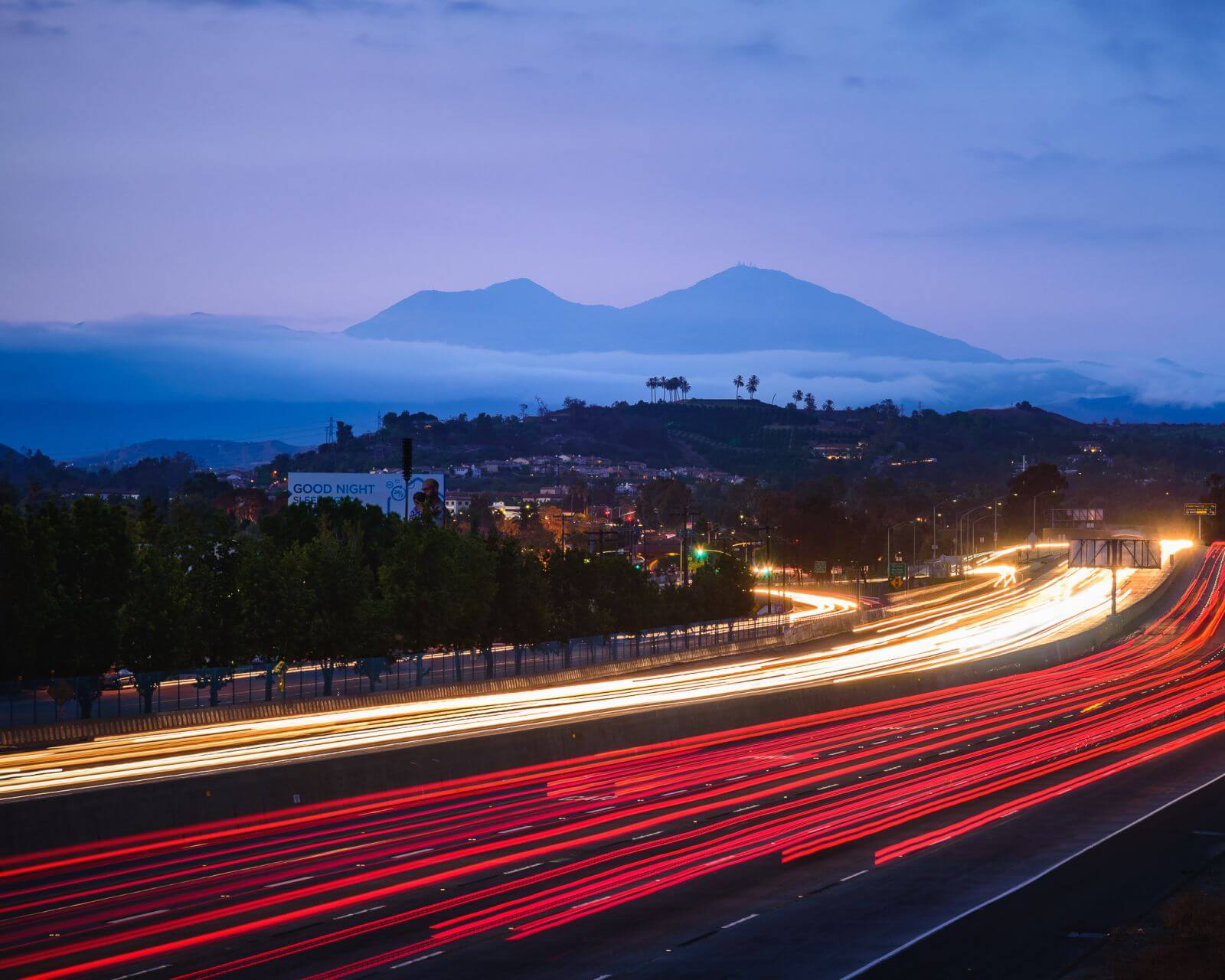 motion blur photography car lights at night